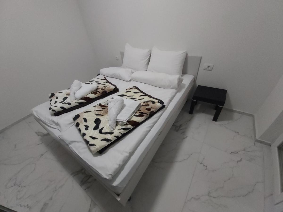 Xxl Apartments City Centar 1 Bitola Exterior photo