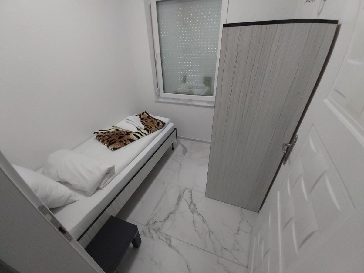 Xxl Apartments City Centar 1 Bitola Exterior photo