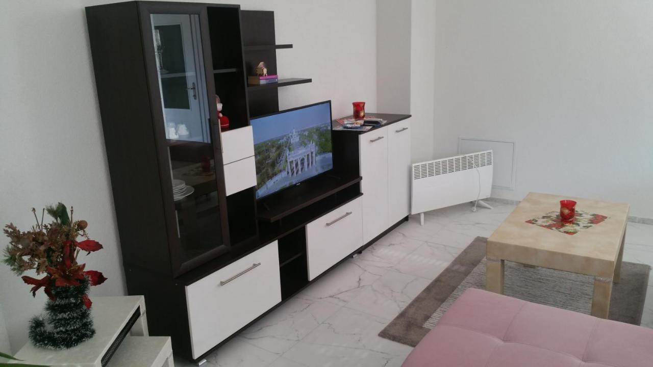 Xxl Apartments City Centar 1 Bitola Exterior photo